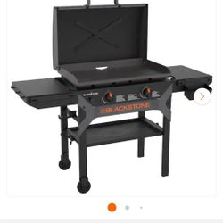Blackstone 30-in Black Powder- Griddle
.. new 