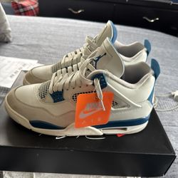 Men’s Jordan 4 Size 12