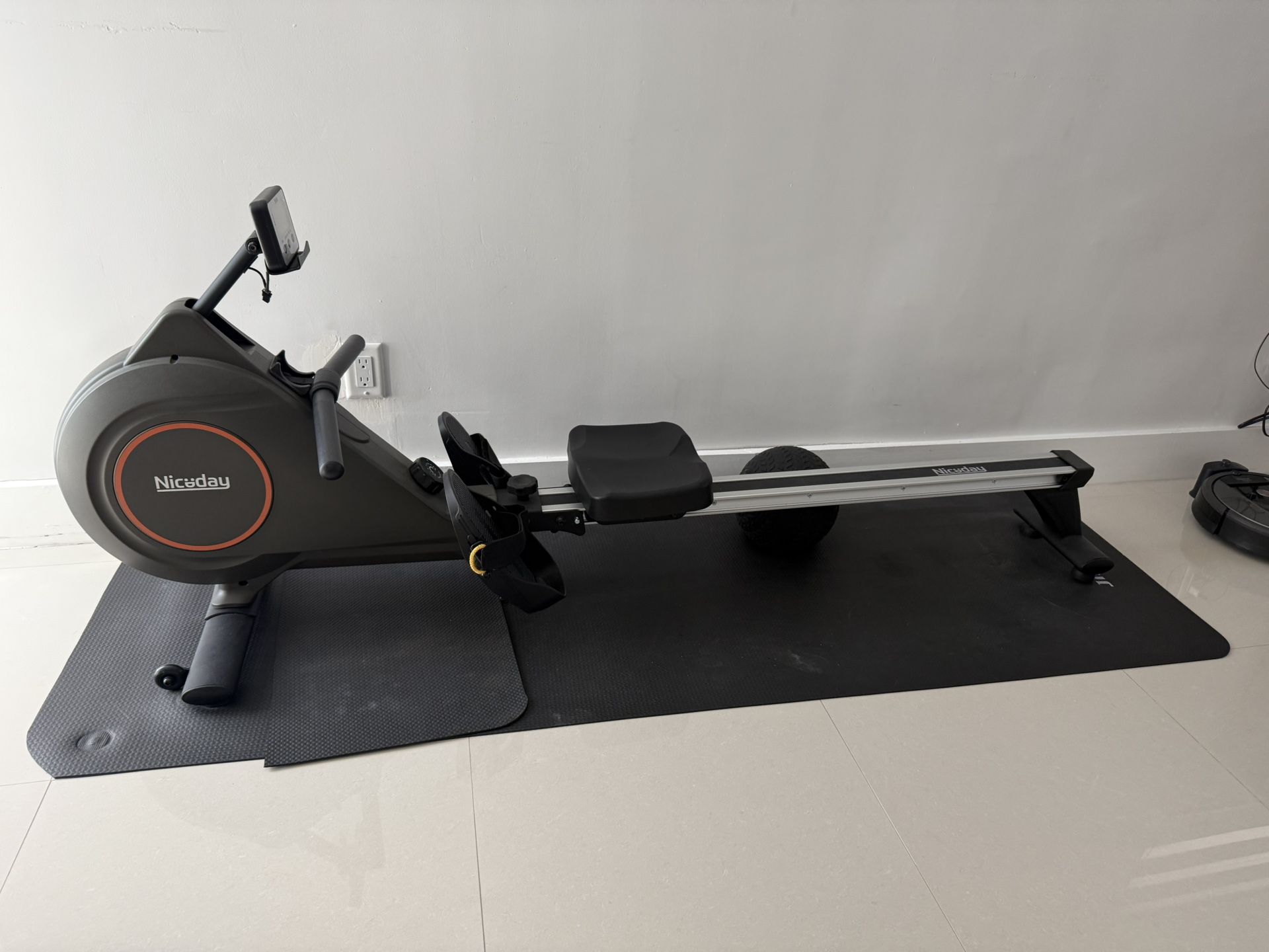 Rowing Machine / Maquina De Remo
