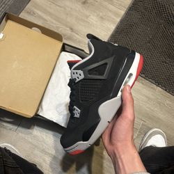 Bred 4 Size 7Y