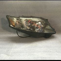 2010 Lexus 350 headlights