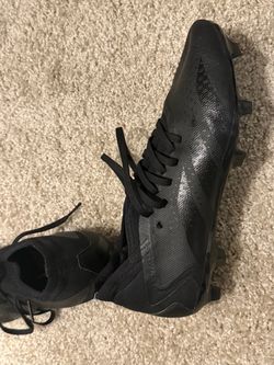 Football Cleats 8.5