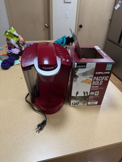 Keurig With Lots Of K-cups