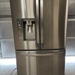 LG Refrigerator 