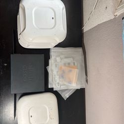 Cisco AirOS 2504 & 5 access points