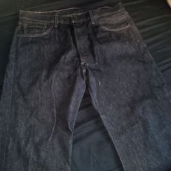 Charcoal Levis 501s