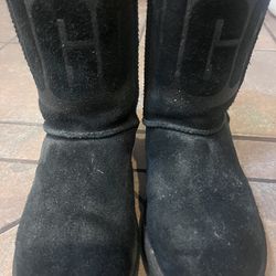 UGG BOOTS