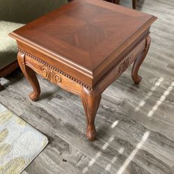 Solid Wood Side Table / End Table / Accent Table