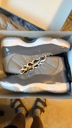 JordanCool grey 11s size 13