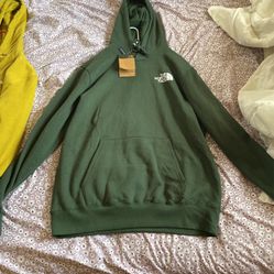 BRAND NEW North Face Hoodie “ Pine Needle” Size Large 