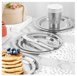 140 pcs Silver Plates Party Supplies