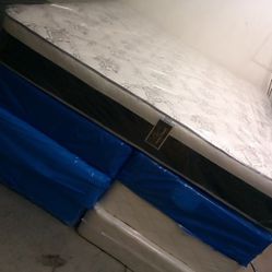 New King Size Mattress With Box Spring Included 