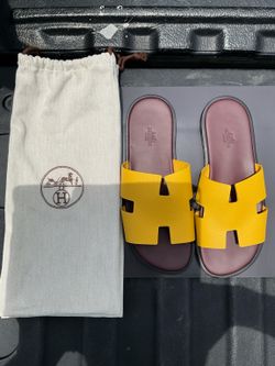 Hermès Oran Sandals Yellow Gold Size 41.5
