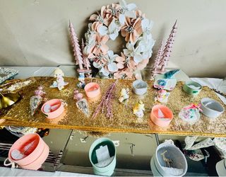 Christmas Decor Lot