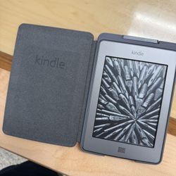 Kindle E-reader Touchscreen With Case