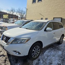 2014 Nissan Pathfinder Sl Equipada Camara Piel 3 Filas De Asientos  