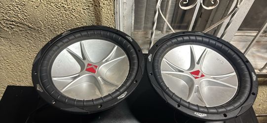 Two speakers for cars