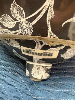 (2)Black and White Floral Decorative Bowl