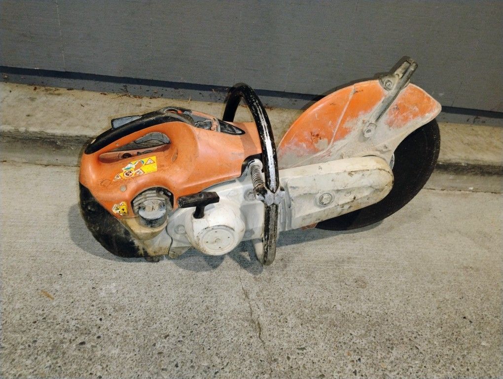 Stihl TS-440 Gas Powered Cut Off Saw Cutquik Concrete