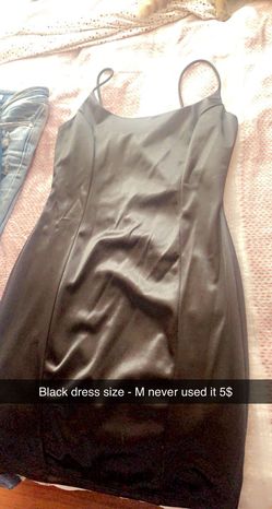 Clothes For Sell I Have A Full Bag If U Guys Want To Come To See !!! Less Then 20 $