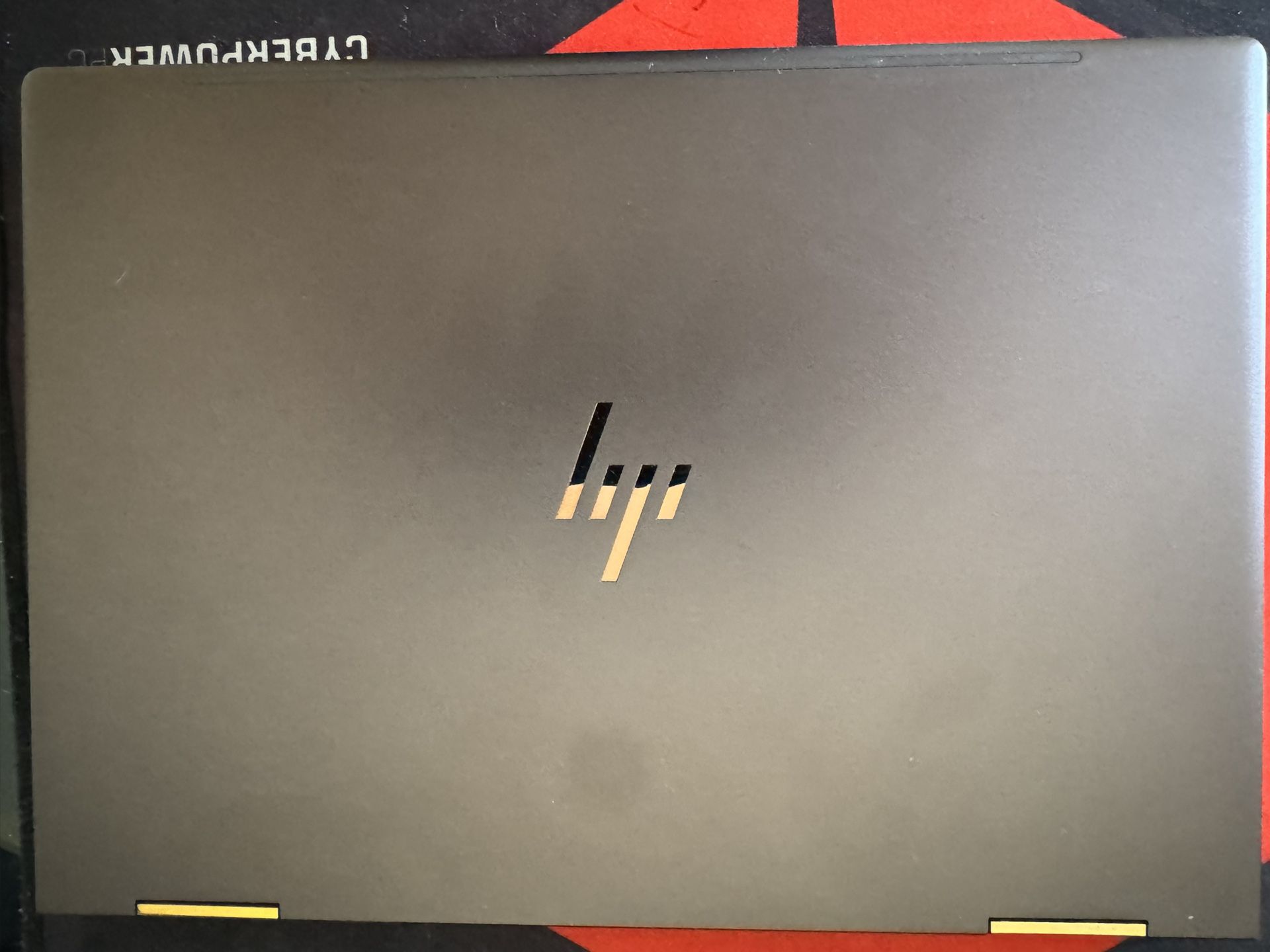 HP Spectre x360 13-ae013dx 13.3" i7-8550U 1.8GHz 16GB RAM 512GB SSD