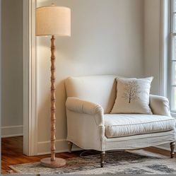 62" Rustic Floor Lamp for Living Room, Retro Farmhouse Floor Lamp Rotary Switch, Resin Standing Lamp for Living Room, Corner, Dining Room, Bedroom, Ho