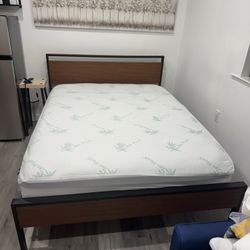 Bed Frame Queen Size Metal Frame 
