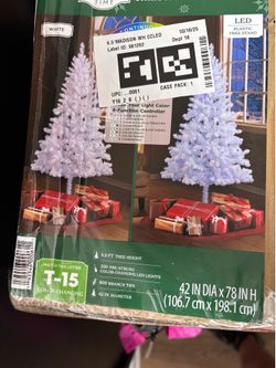 6.5Ft pre-lit Christmas tree