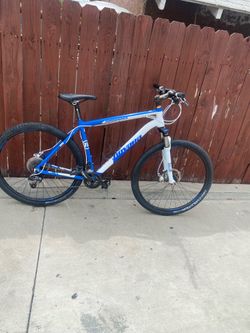 Novara ponderosa 20 speed tires 29” disc brakes
