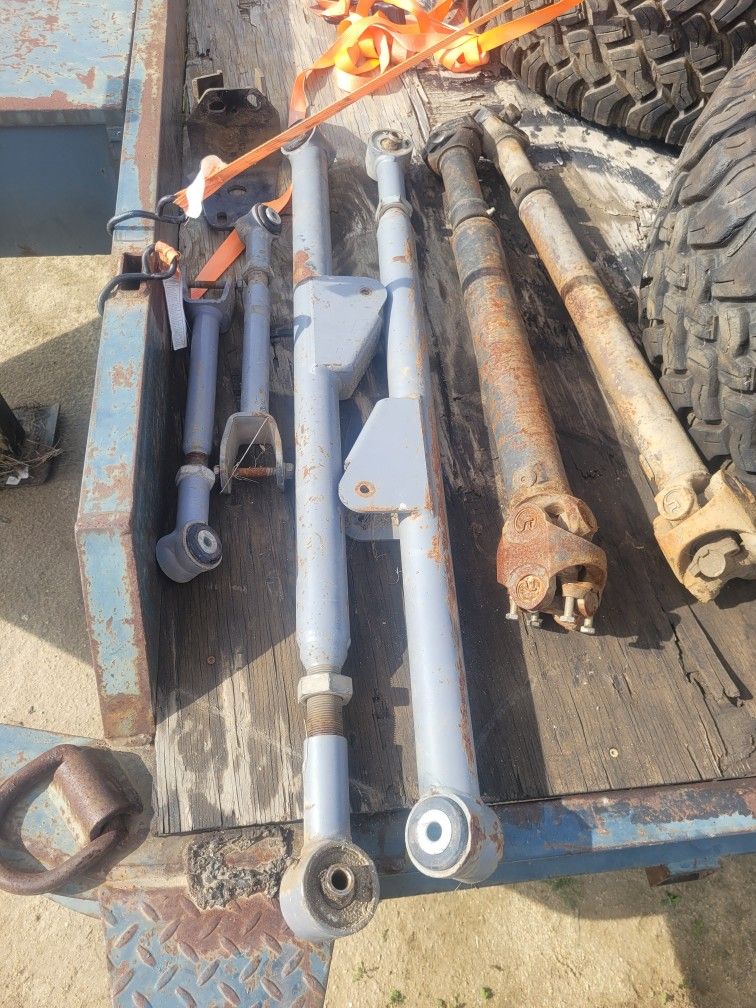 Jeep Xj Built Axles, 35 Inch Tires, Rockjock Steering. for Sale in