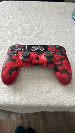 Wireless PS4/5 red camo remote
