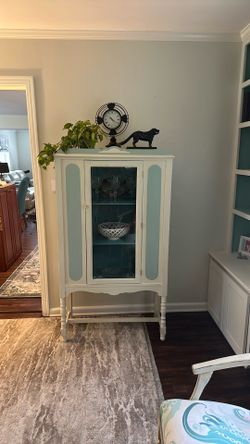 Solid Wood Vintage Pie or China Cabinet