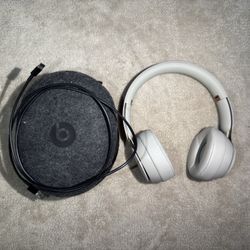 Solo Pro Wireless Beats