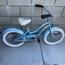 Bicycle beach cruiser for girl