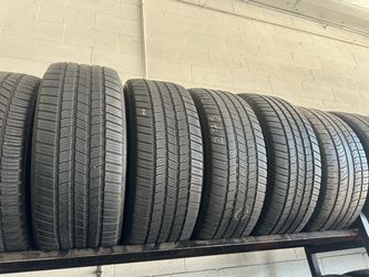 SET OF TIRE 275 50 22 MICHELIN 85% LIFE