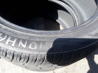 305/40r22 lion heard new tire