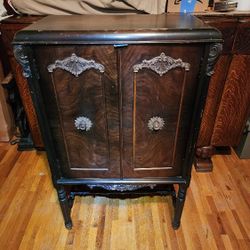 Antique Art Deco Radio -Sparton 931 AC Equasonne Antique Floor Radio from 1930