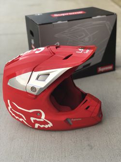 Supreme Fox Racing V2 Helmet Red