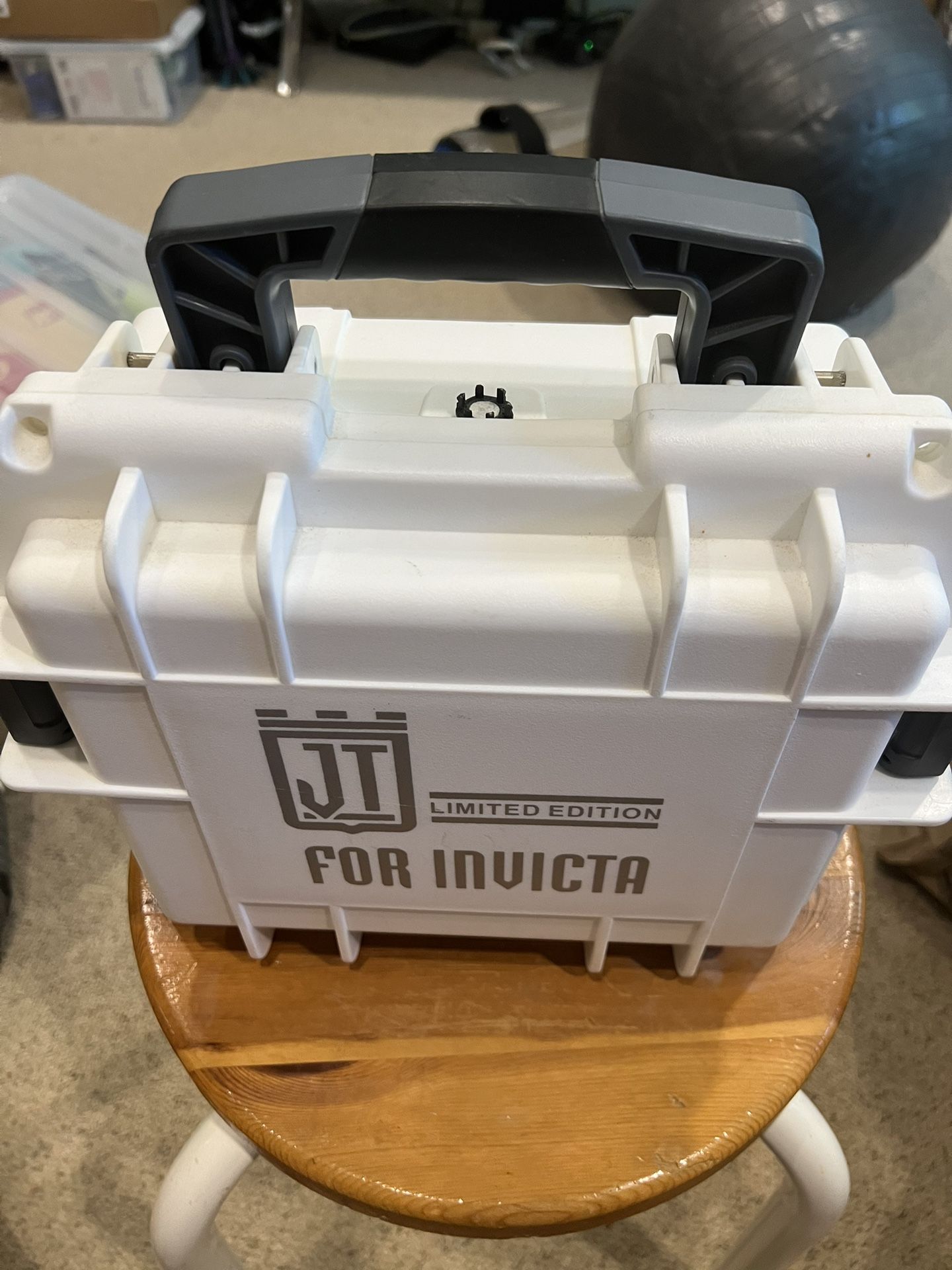 Invicta JT Limited Edition White Watch Case