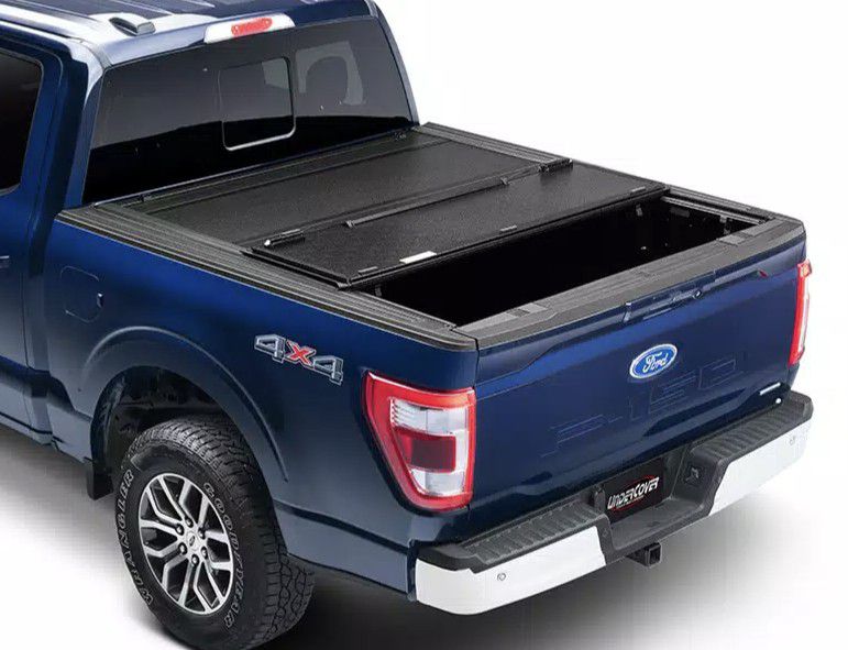 Hard Bed Cover For Chevrolet Trucks