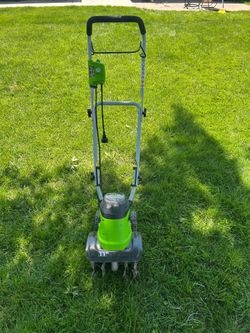 Greenworks 8.5-Amp 11-in Forward-rotating Corded Electric Cultivator rototiller