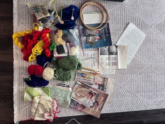 Complete vintage knitting set and yarn, tools, material