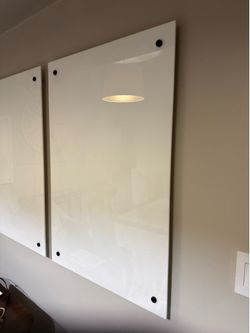 Acrylic whiteboards