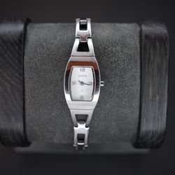 Fossil F2 Wristwatch Silver Tone All Stainless Steel