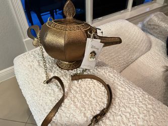 Disney Loungefly Aladdin Lamp