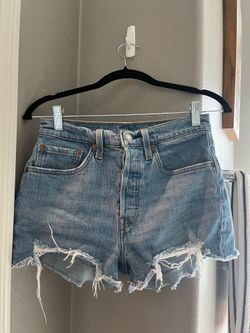 Levi's high waisted shorts size 27