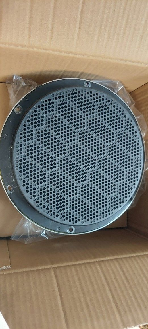 Ram 4 gen Alpine System 8" Subwoofer