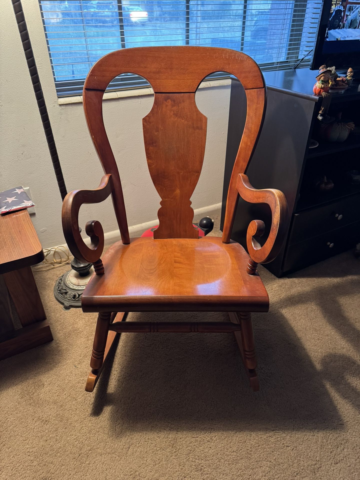 Vintage Mid Century Tell City Maple Balloon Back Rocking Chair Farmhouse Rocker