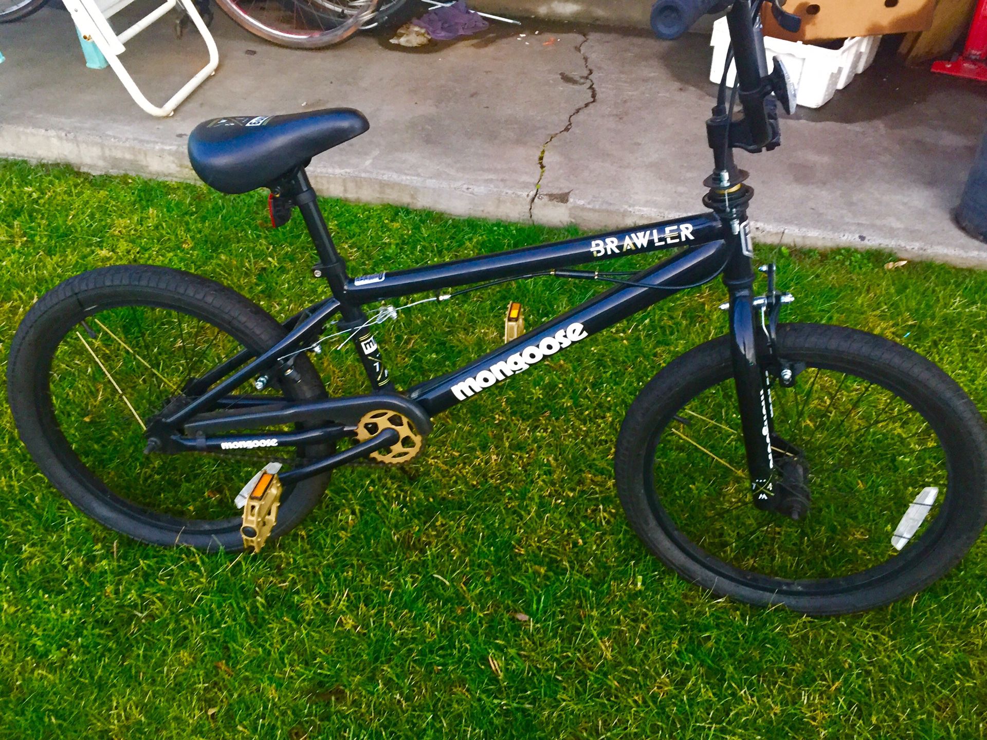 Mongoose BRAWLER Freestyle BMX Bike, 20-inch wheels