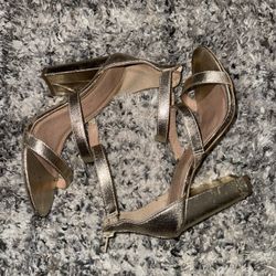Heels – Worn Twice – Like New!